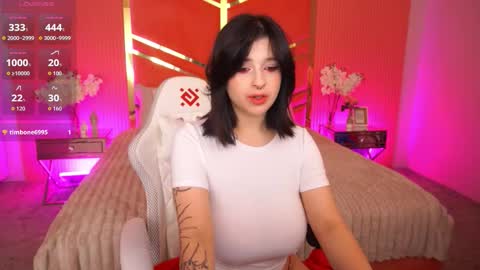 Snapshot of mikiikiwi chatting on September 11, 10:43 pm Miki online show from September 11, 10:43 pm