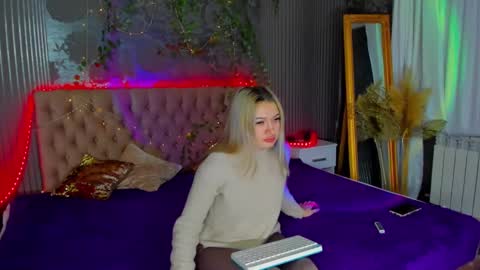 MikkiShows online show from March 7, 8:22 pm