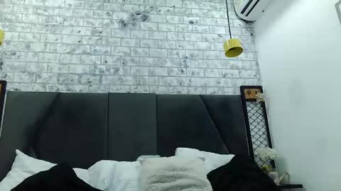 mila_adamss online show from January 7, 10:55 am