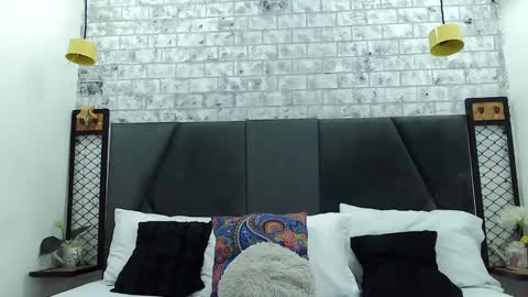 mila_adamss online show from February 14, 10:59 am