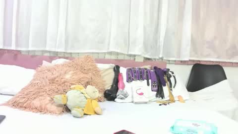 mila_adamss online show from February 1, 9:52 am
