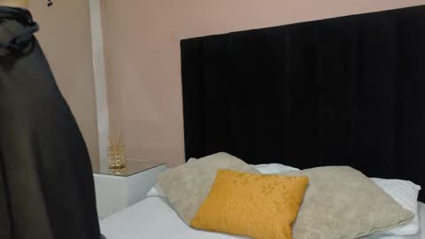 Mila Coti online show from June 2, 8:32 pm