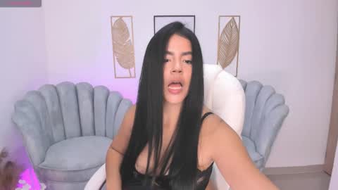 mila_blaze online show from October 10, 4:39 am