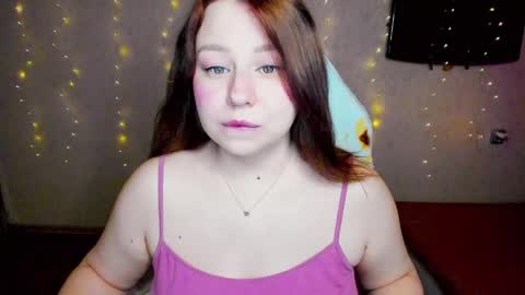 Mila shy sensual person  online show from April 10, 8:31 am