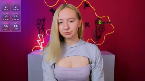 mila_glow online show from May 26, 5:40 am