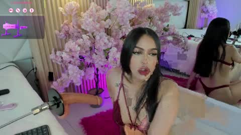 mila_hank online show from April 2, 1:41 pm