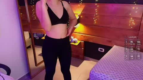 Milena  online show from May 22, 11:41 am