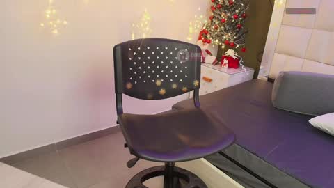 Milena  online show from December 16, 11:12 am