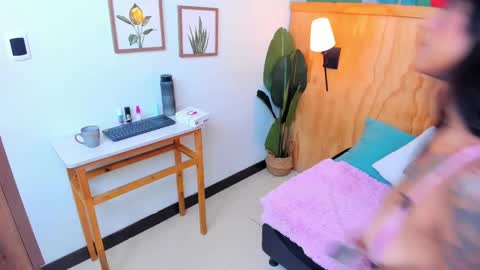 Mila online show from November 10, 11:49 am