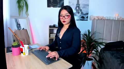 Mila online show from May 6, 12:09 pm