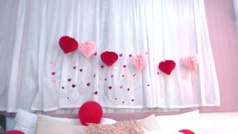 mila online show from February 14, 11:34 am