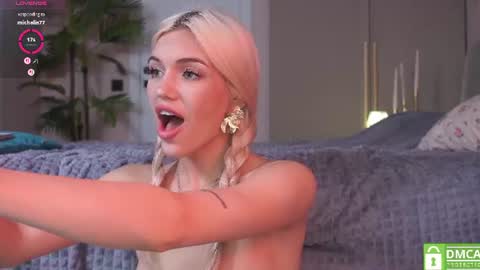 Mila and u can call me sweet bunny online show from July 13, 2:40 pm