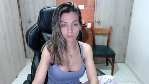 milacoxx8819 online show from March 11, 1:16 am