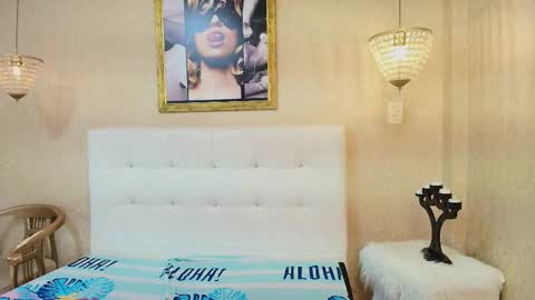 miladiosa online show from March 22, 12:33 pm