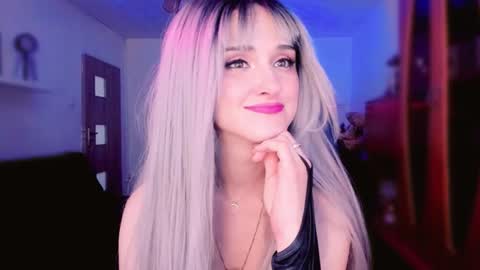 MiladyJolie online show from May 11, 2:45 pm
