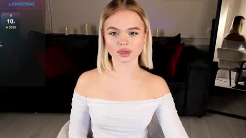 milafink online show from January 24, 2:19 pm