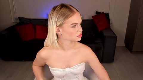 milafink online show from January 22, 2:14 pm