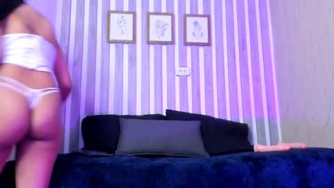 Mila online show from October 5, 6:29 am