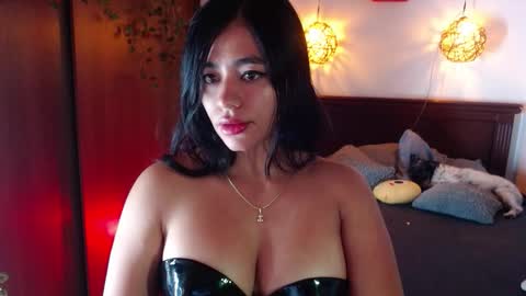 mila online show from March 25, 5:33 am