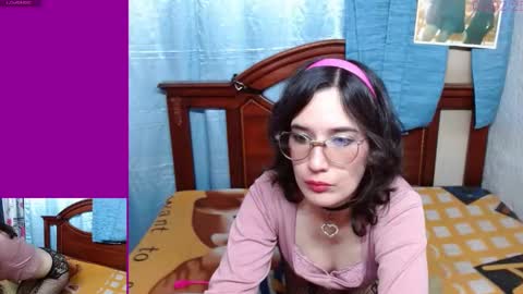 Mila-Lunala online show from February 11, 12:49 am