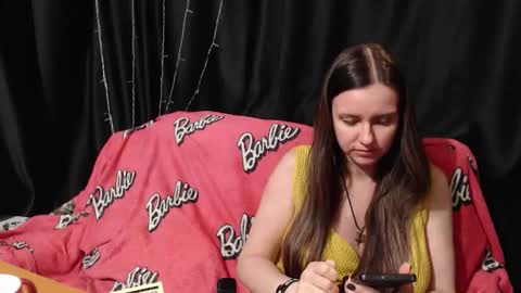 MilAna online show from March 25, 5:27 pm