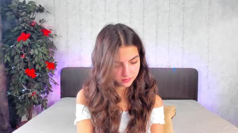 Milana online show from December 19, 8:34 am