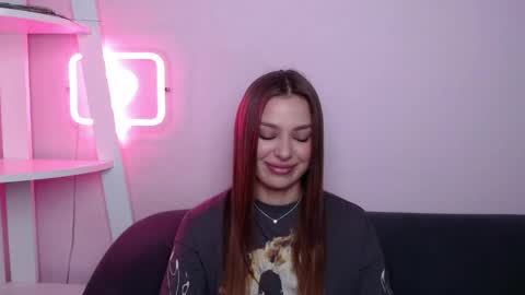 milanaangelas online show from April 6, 4:46 am