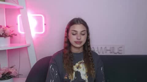 milanaangelas online show from October 12, 12:40 pm