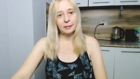 Milena online show from December 29, 3:33 am