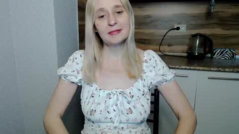 Milena online show from January 3, 1:16 am