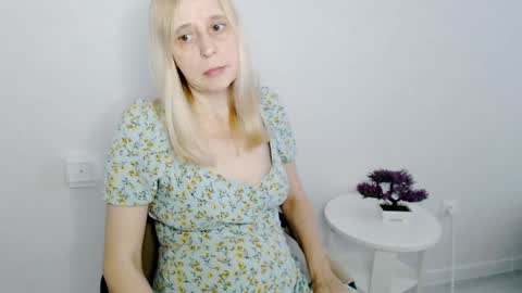 Milena online show from January 22, 9:02 am