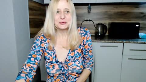 Milena online show from January 25, 4:02 am