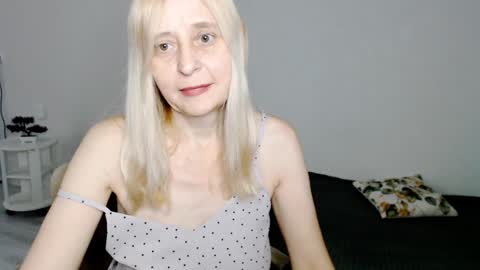 Milena online show from February 4, 4:26 am
