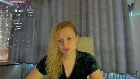 milanna_x online show from May 22, 4:10 am