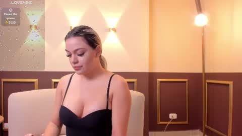Sexy Mila  online show from July 6, 12:43 pm