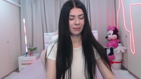 milasecretsss online show from May 16, 6:27 am