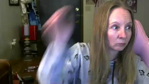 Mila online show from May 14, 2:28 am