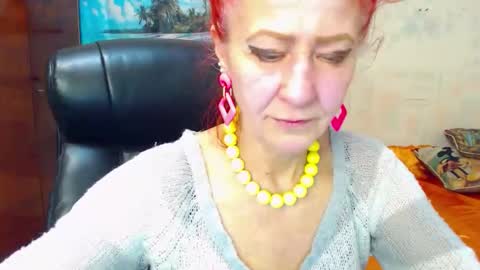 MilayaDFlow online show from April 15, 8:31 pm