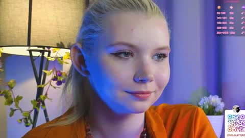 Snapshot of mildredbain chatting on February 3, 2:36 am Mila online show from February 3, 2:36 am