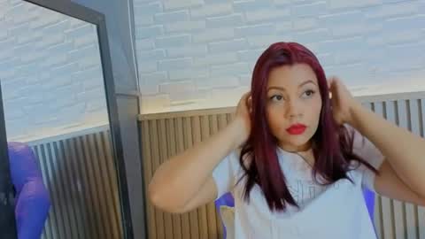 milena_lawson online show from May 13, 12:00 pm