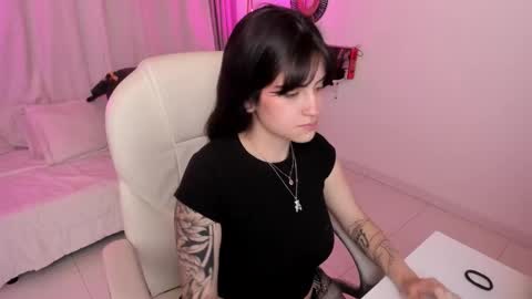  IEY EY  online show from October 16, 4:37 am