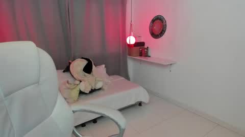  IEY EY  online show from November 4, 3:11 am