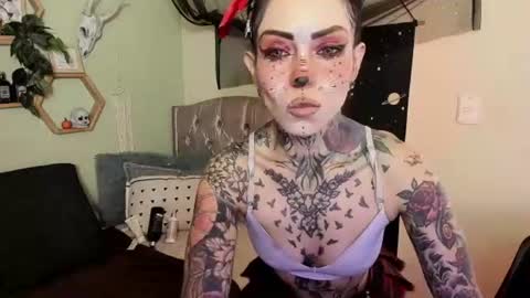 Isabella online show from July 6, 1:38 pm
