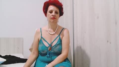 Milfsupreme online show from November 20, 1:12 pm