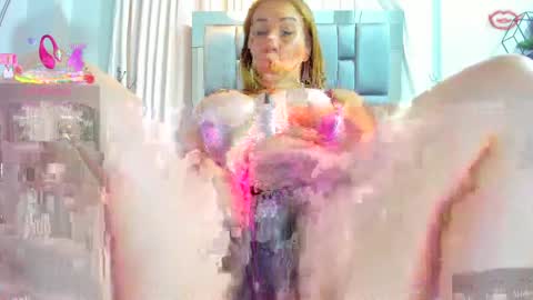 LILI online show from May 11, 2:45 pm