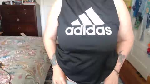 MILF Monee online show from May 17, 6:51 pm