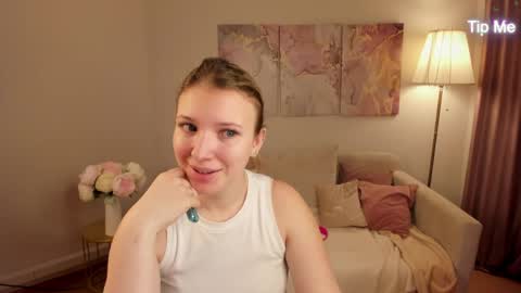 milinafox online show from May 23, 11:36 pm