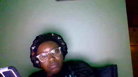 Pretty wet brown online show from December 12, 1:43 am