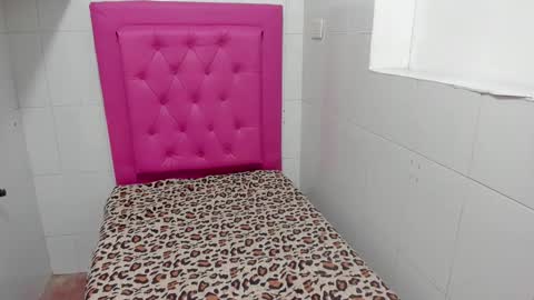 milkyway_18 online show from October 19, 2:30 pm