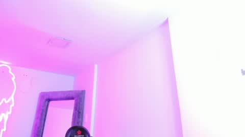 miller_silvana online show from April 22, 11:40 am